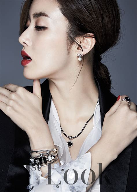 korean actress kang so ra 1st look magazine december 2015 photos