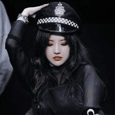 pin by curut ramadhan on Ꮆ Ꭵ ᎠᏞᎬ g i dle kpop girls kpop aesthetic