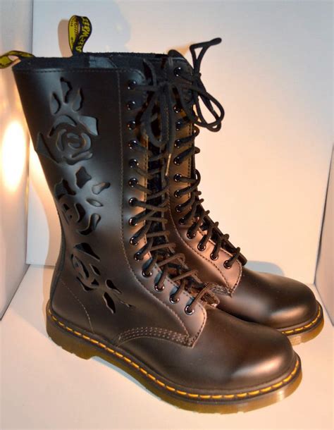 dr martens women boots images  pinterest boots  women  martens  boots women