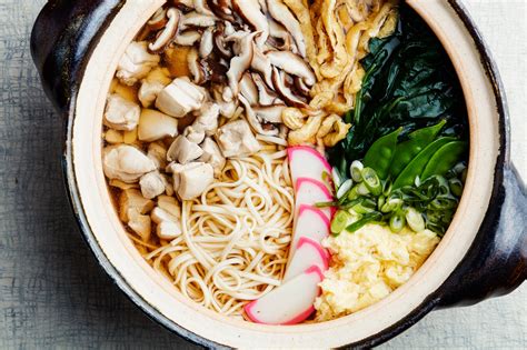 nabeyaki udon soup  chicken spinach  mushrooms recipe