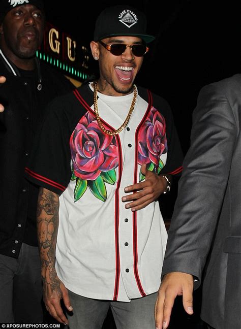 Chris Brown Chats To Pretty Female Clubber As He Hits The