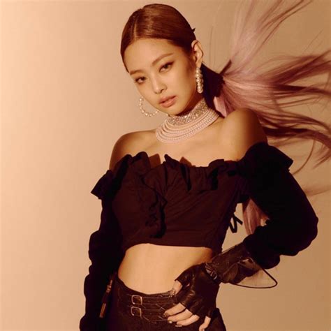 Why Blackpink S Jennie Should Be Your Fashion Crush Now E Online Ap