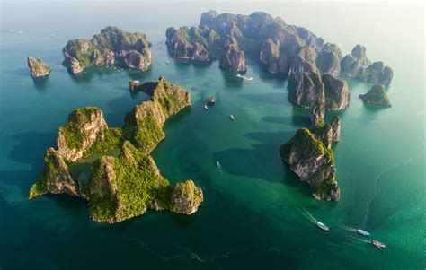 halong bucht die bucht des untertauchenden drachen urlaubstrackerde