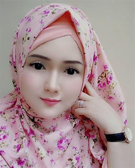 pin oleh abdy senju di hijjab jilbab cantik produk