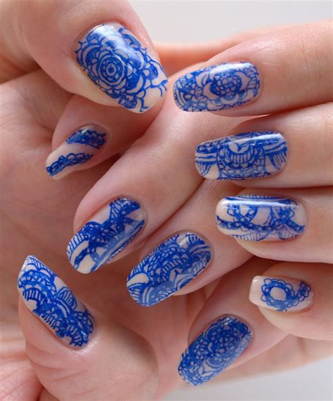 intricate art work executed   japanese nail blogger