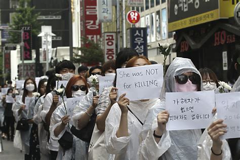 why south koreans are protesting over one woman s death