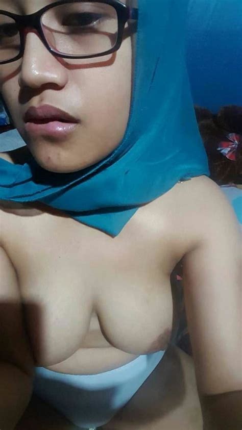 hijab asian indonesian muslim girl nude 2 14画像