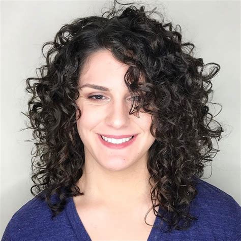 50 Natural Curly Hairstyles And Curly Hair Ideas To Try In 2021 Hair