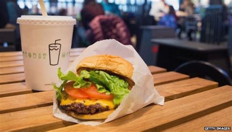 shake shack is shaking up wages for us fast food workers bbc news