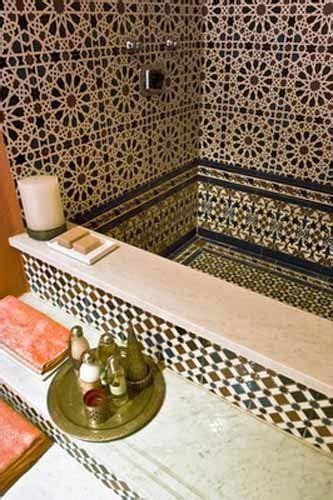 moroccan zellij tiled bathtub moroccan bath zellij