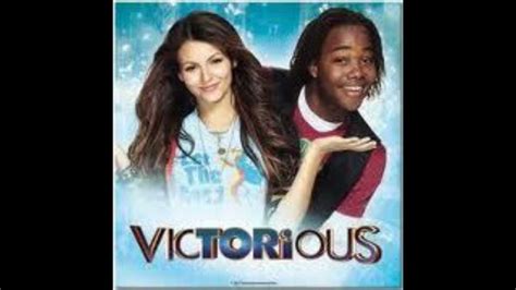 victorious kissing youtube