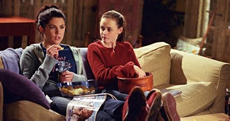 6 Movies The Gilmore Girls Loved That Are Perfect For Your Summer