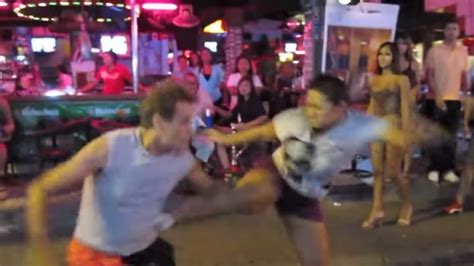 Tourist Gropes Thai Women In Public Learns His Lesson The Hard Way