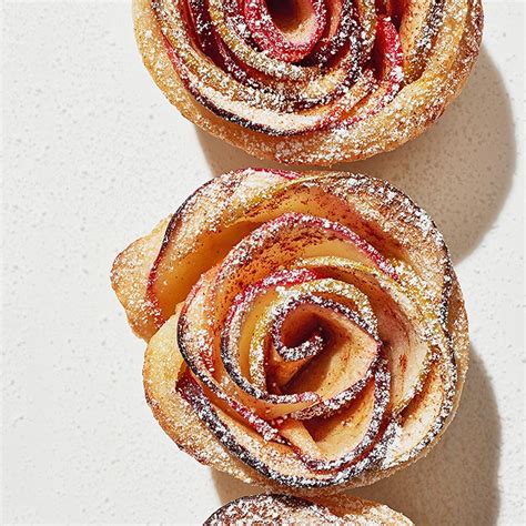 puff pastry apple roses shape magazine