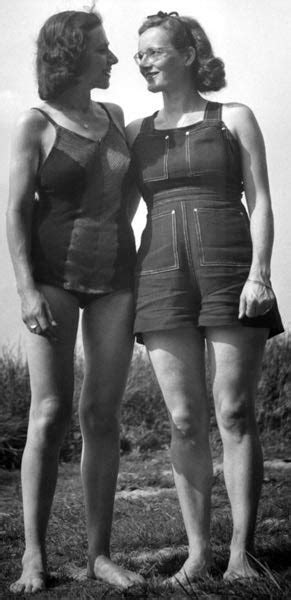 Vintage Everyday Interesting Vintage Photos Of Lesbian Loves