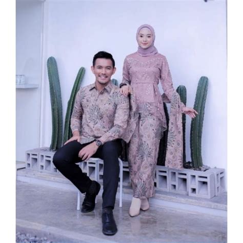 Couple Set Batik Printed Kebaya Brocade Velvet Lace Baju Pasangan Suami