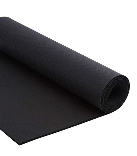9 best hot yoga mats according to reviews thethirty