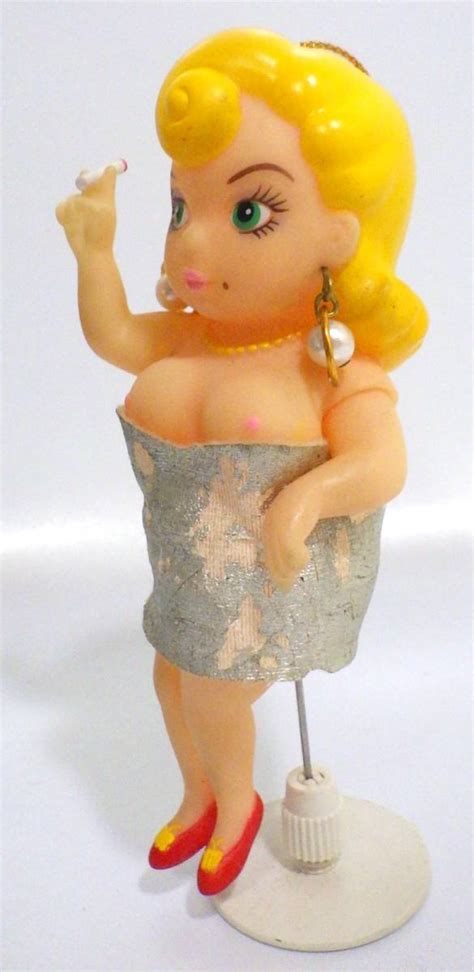レア レディ セクシー ヌード 裸 ソフビ人形 ビンテージドール 人形スタンド付き 高さ約12 4cm Iwai 裸婦 現状 詳細不明 ソフビ