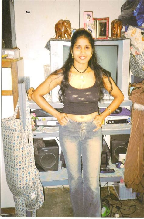 Desi Girls And Aunties Hot And Sexy Pictures Hot Indian