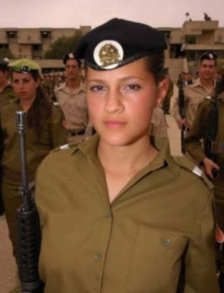 イスラエル軍の女兵士に「可愛い子が多すぎる」と話題に ポッカキット