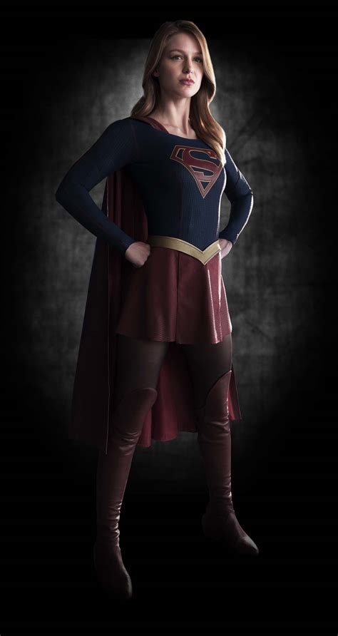First Official Look At Supergirl Know It All Joe