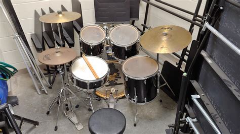 school   setup  drum kit      sounds   yamaha kit