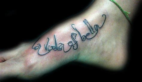 Tatuaje Escrita Pie Pupa Tattoo Granada A Photo On Flickriver