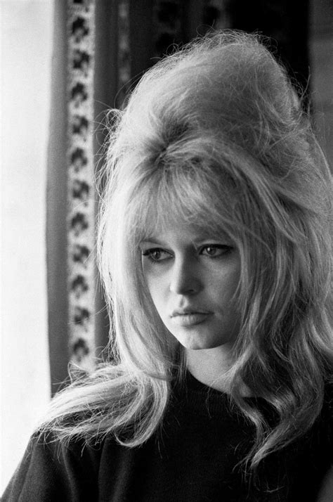 19 best 60s hairstyles for retro lovers stylish 60s hair