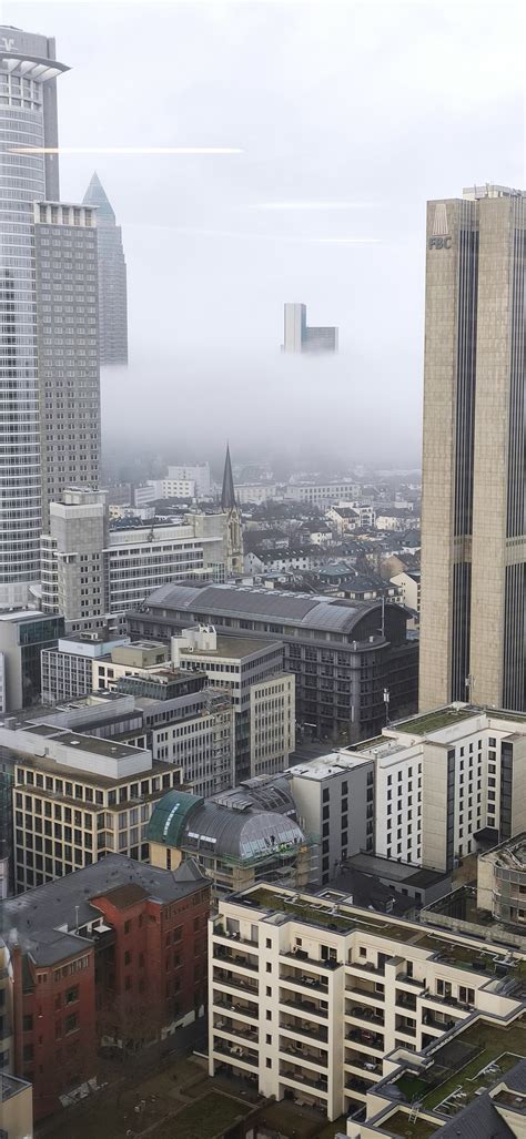 frankfurt im halb nebel foto bild deutschland europe hessen