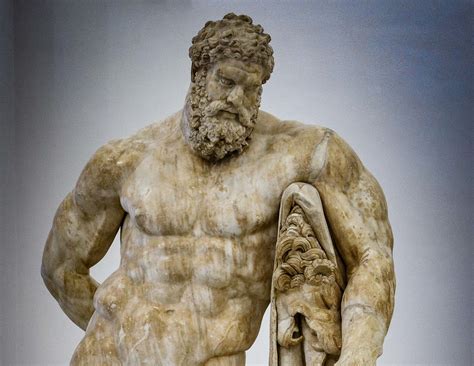 greek god hercules statue