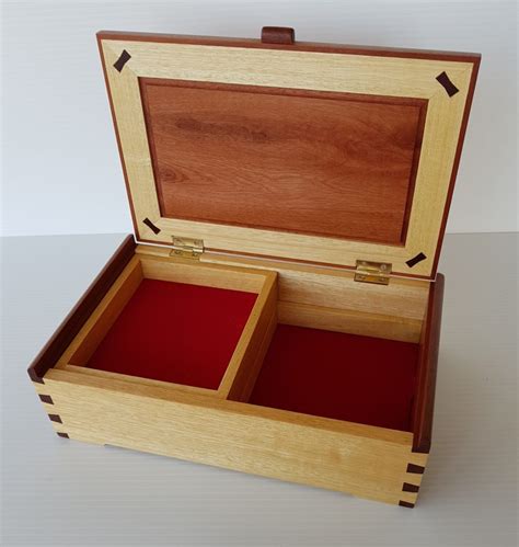 trinket box     individually  quality australian timbers