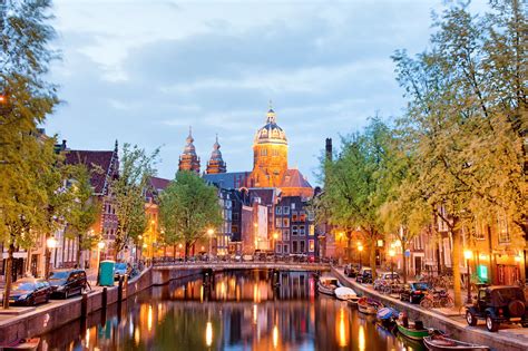 canals  amsterdam explore  dutch capitals waterways  guides