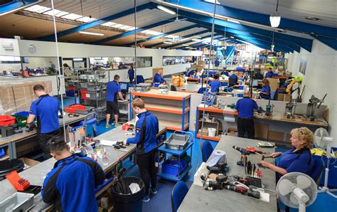 spinlock expands cowes factory  announces  staff growth