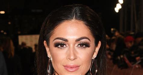 casey batchelor flaunts incredible body transformation after giving