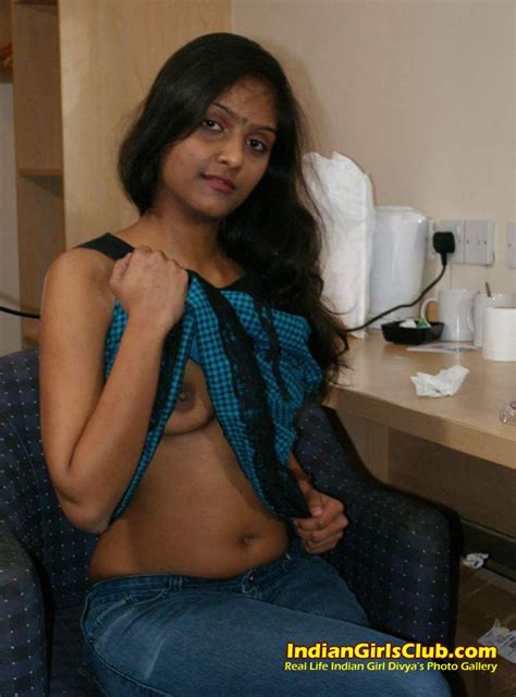 4 pic12 divya real life indian girls nude in gallery sexy indian girl nude picture 24
