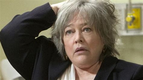 Oscar Winner Kathy Bates Looks Unrecognisable After Weight