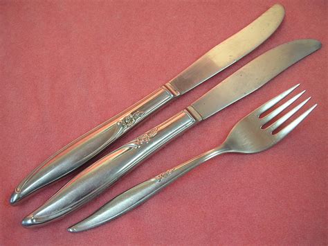 oneida forever rose salad fork and knife kenwood stainless flatware silverware