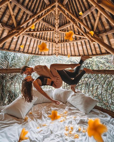 Pin By Michelle Siao On Cute Couple Goals In 2020 Romantic Honeymoon