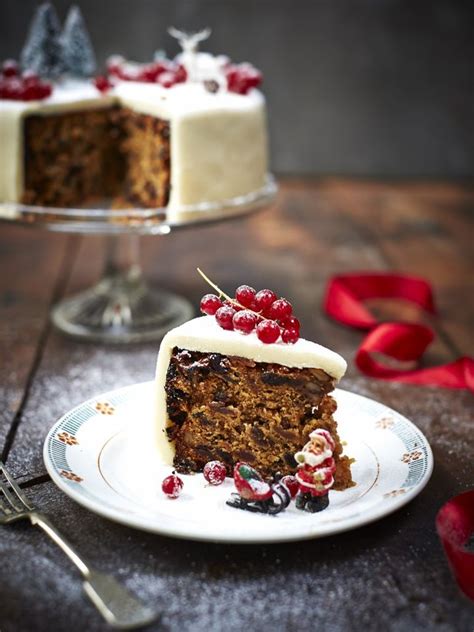 perfect christmas cake recipe features jamie oliver