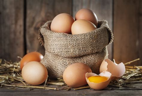 dozen eggs save  longbottom farm