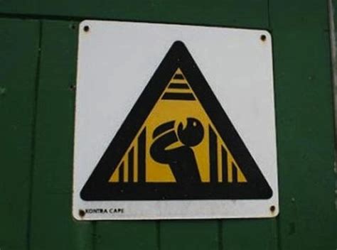 weird signs that could seriously use an explanation