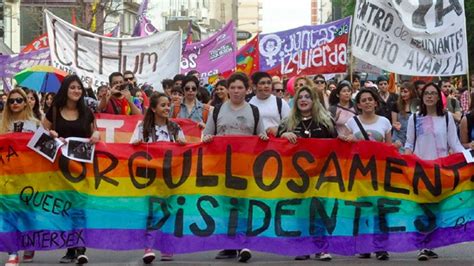 ¿por qué junio es el mes del orgullo lgbt