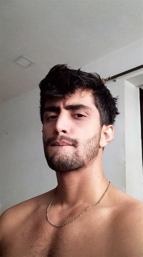Indian Gay 🏳️‍🌈🔞 On Twitter The Jawline That Can Make Anyone S Pants