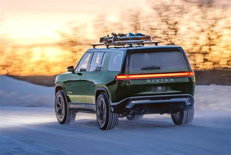 cool  electric suv  offer  feature  roaders  love