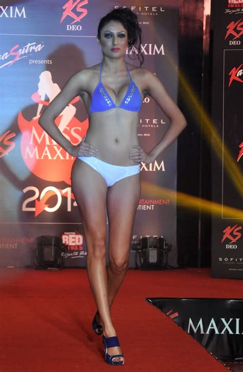 high quality bollywood celebrity pictures stunning indian models at miss maxim bikini show in