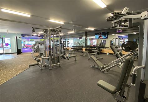 Hawai‘i’s Gyms Have Reopened So I Tried Anytime Fitness In Kaka‘ako