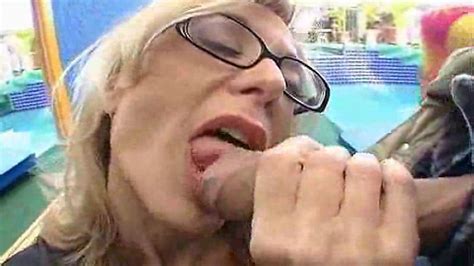 Momma Nows Best 3 Nina Hartley Jeannie Pepper Janet Jacme Cara Lott