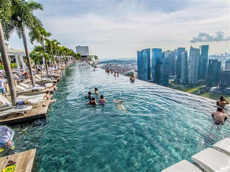swimming pool   sands hotel  singapore rpics