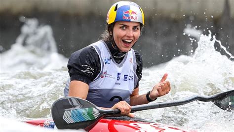 tokyo olympics 2020 jessica fox wins sixth canoe slalom world cup