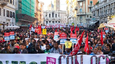 thousands march  rome  protest  climate  hatred rome